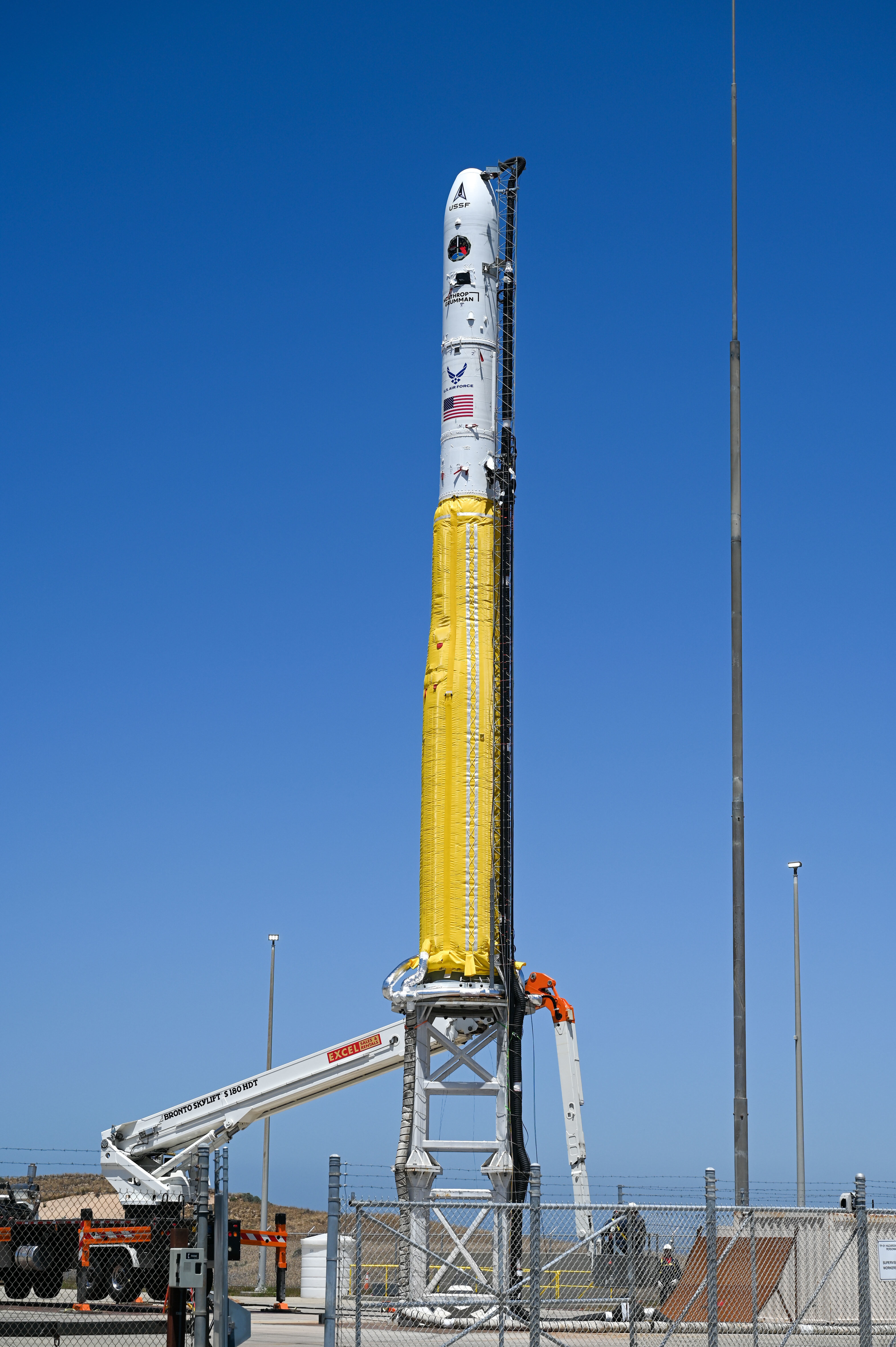 Minotaur rocket carrying an unarmed Mk21A re-entry vehicle